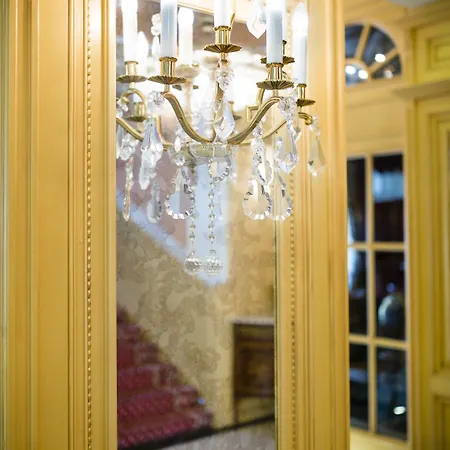 Luxury Family Royal Palace Prag