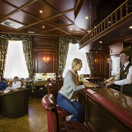 Luxury Family Royal Palace 5* Prag