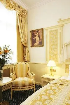 Luxury Family Royal Palace Hotell Prag