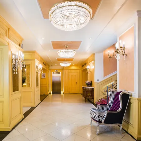 Luxury Family Royal Palace