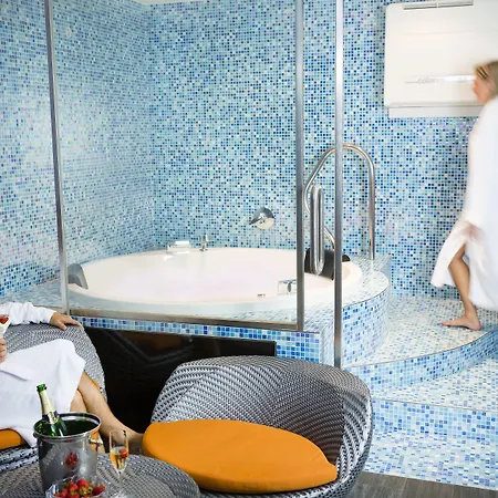 Luxury Family Royal Palace