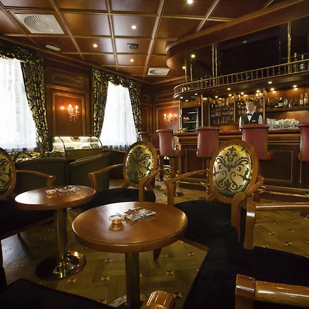 Luxury Family Royal Palace מלון פראג