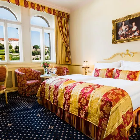 Luxury Family Royal Palace Hotell 5*