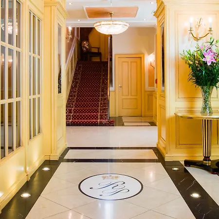 Hotell Luxury Family Royal Palace