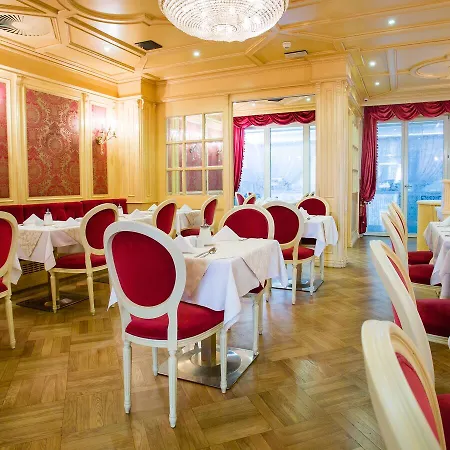 Luxury Family Royal Palace Prag