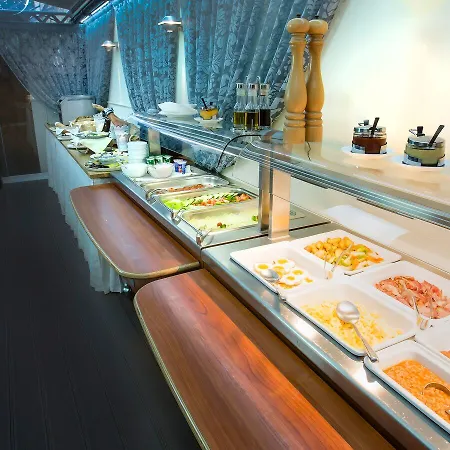 Hotell Luxury Family Royal Palace 5*