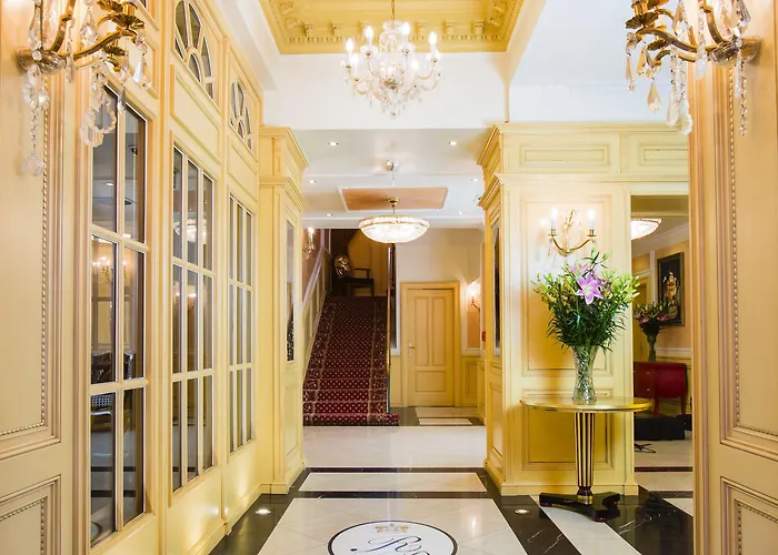 Luxury Family Royal Palace Praga