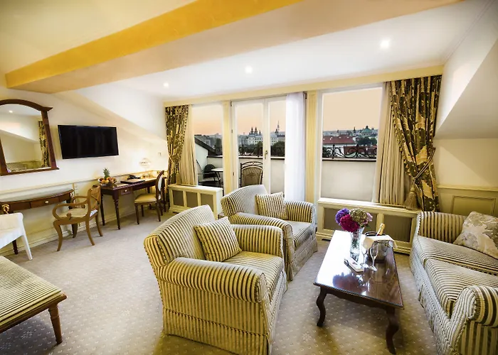 Luxury Family Royal Palace