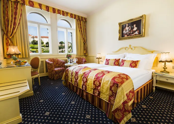 Luxury Family Royal Palace Hotel Praga