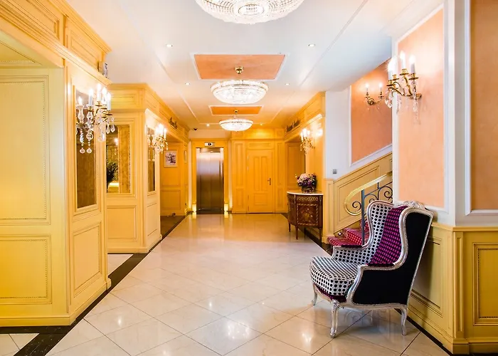 Luxury Family Royal Palace 5* Praga